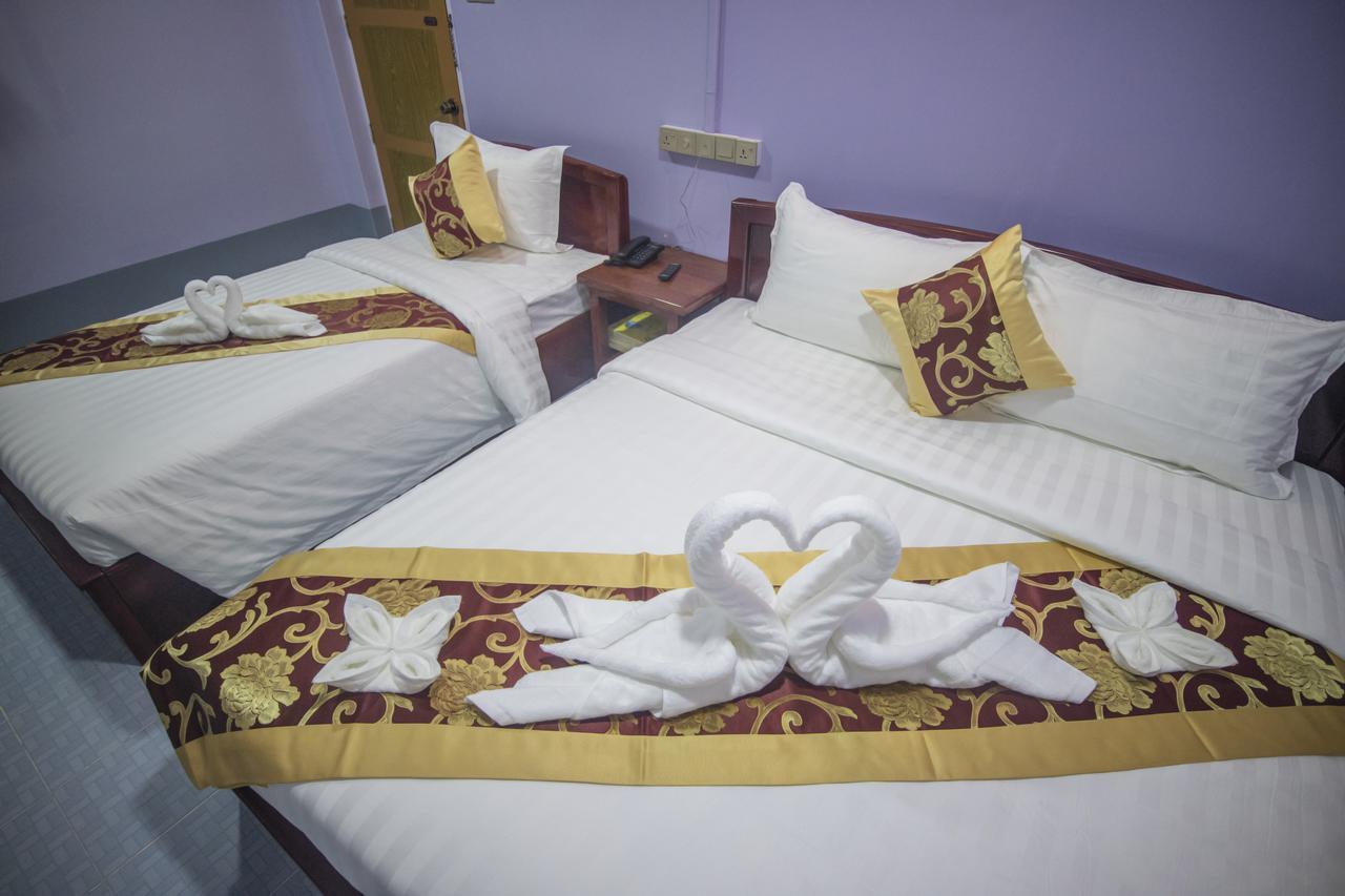 Golden Gum-Kino Hotel Мандалай Экстерьер фото